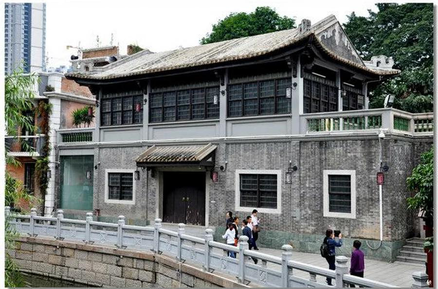  p>西关大屋(外文名saikwanmansion),俗称岭南古老大屋,是 a target="