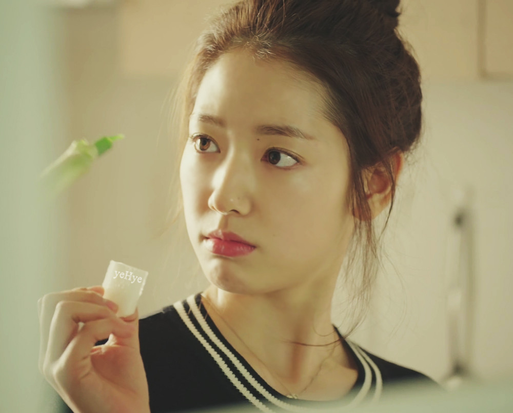  p>朴信惠 i>(         ,park shin hye) /i>,1990年2月18日出生于