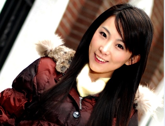  p>时嘉( i>又名时佳 /i>),出生于山西太原,中国内地女演员. /p>