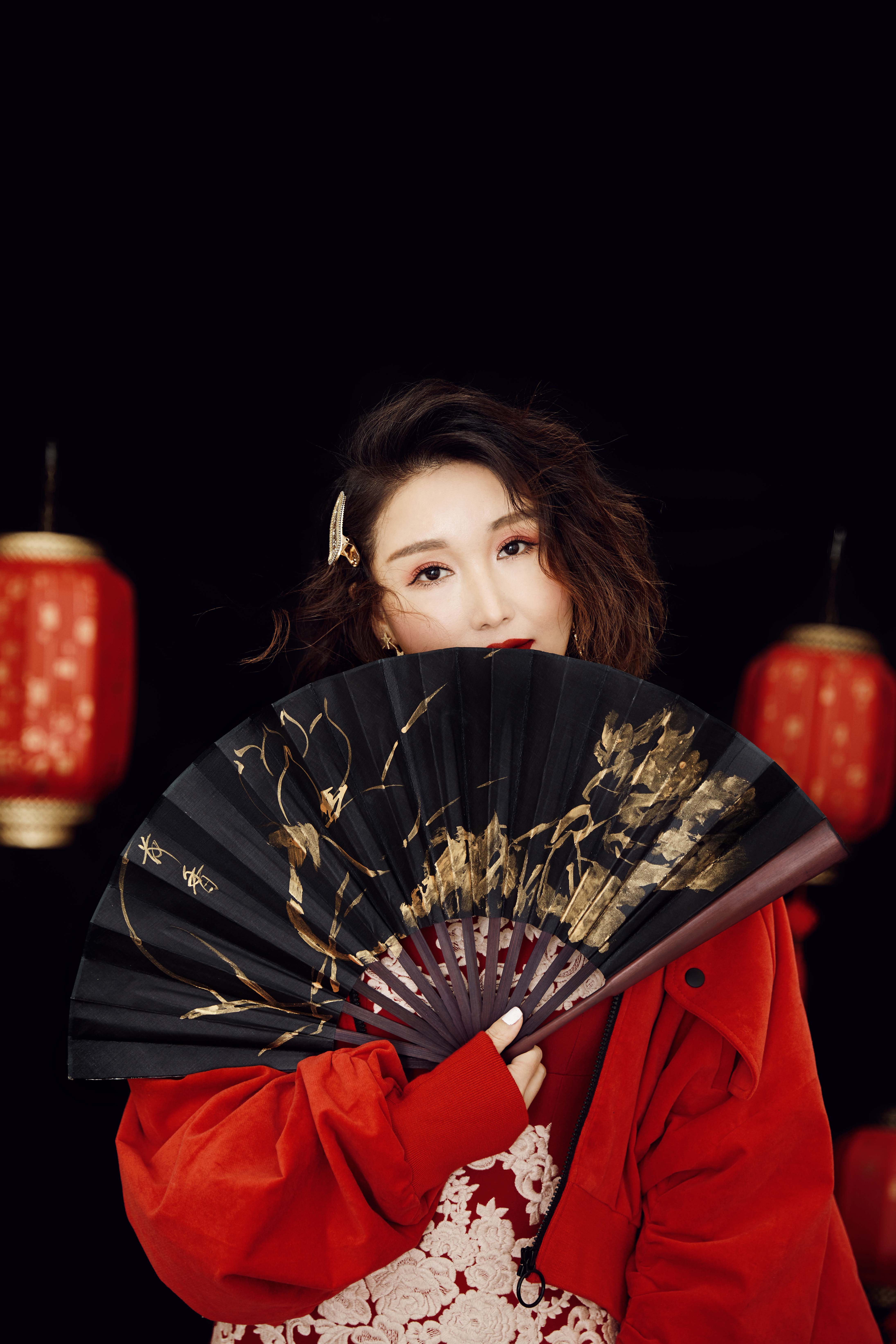  p>蒋雪儿(snow),1987年2月25日出生于中国四川,中国内地流行乐女歌手