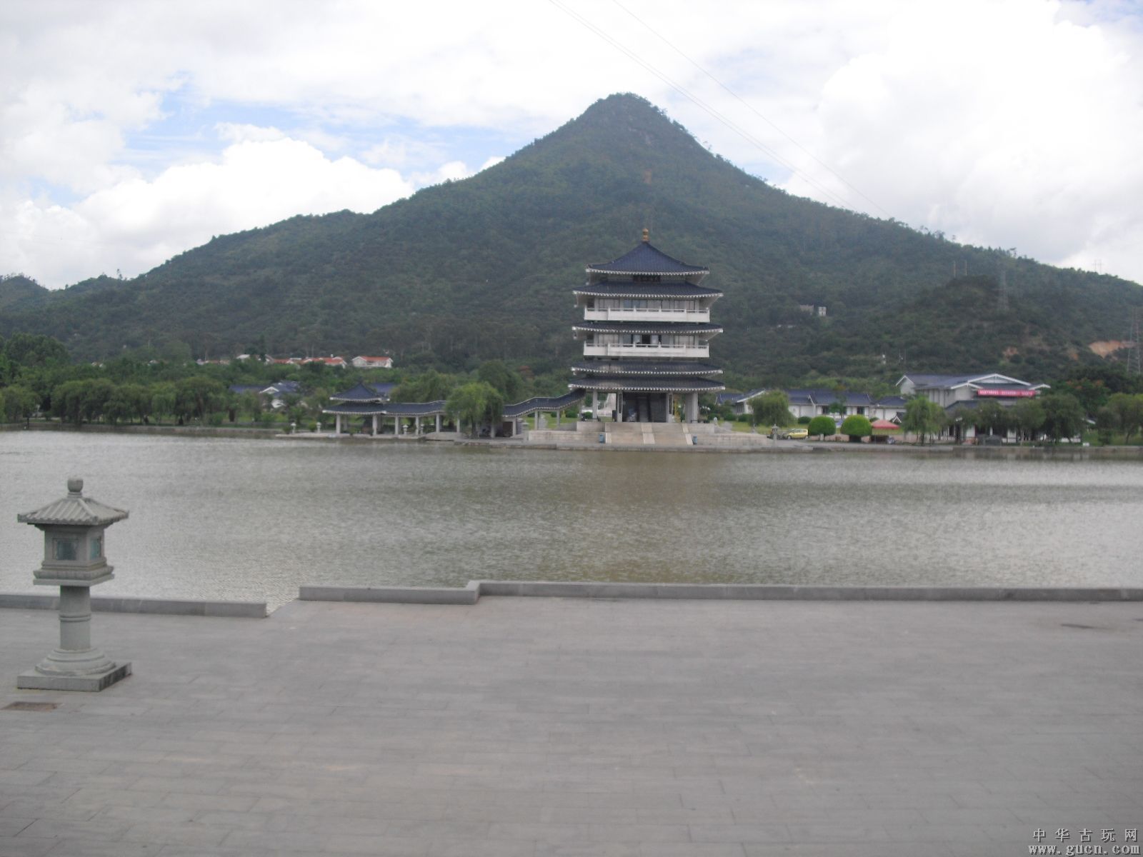 将军山革命烈士纪念碑位于 b>广东省东莞市长安镇 /b> b> a target="