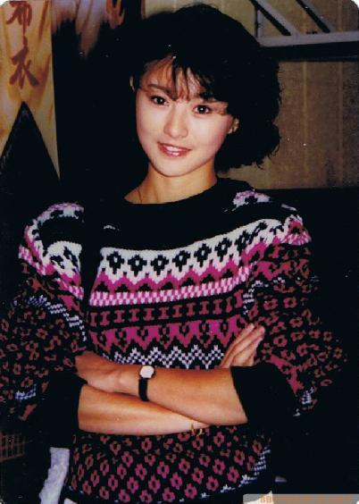  p>李赛凤,1965年2月14日生于 a target="_blank" href="/item/香港