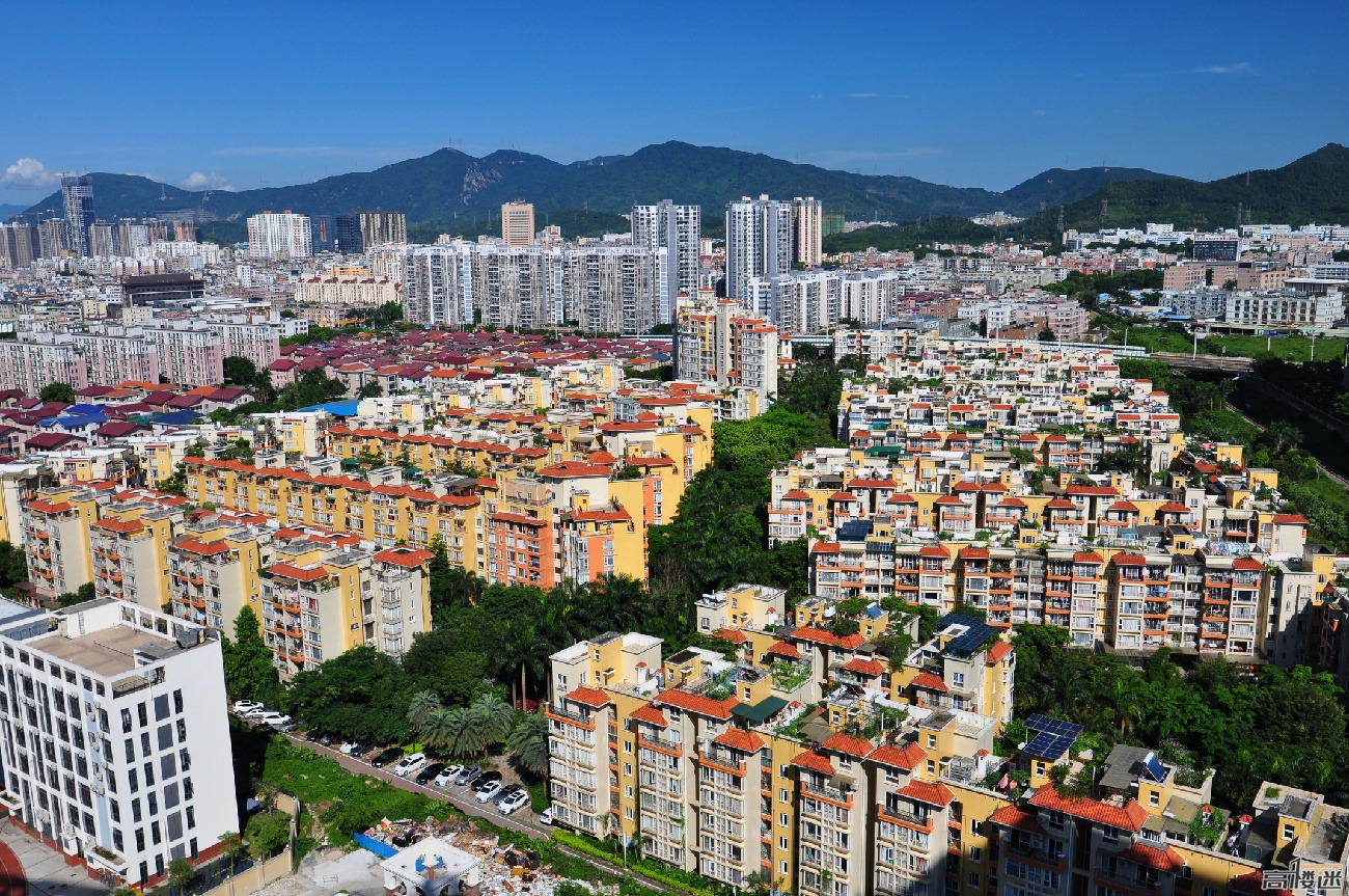  p>横岗街道,隶属于广东省深圳市龙岗区,地处深圳东部中心的核心区,是