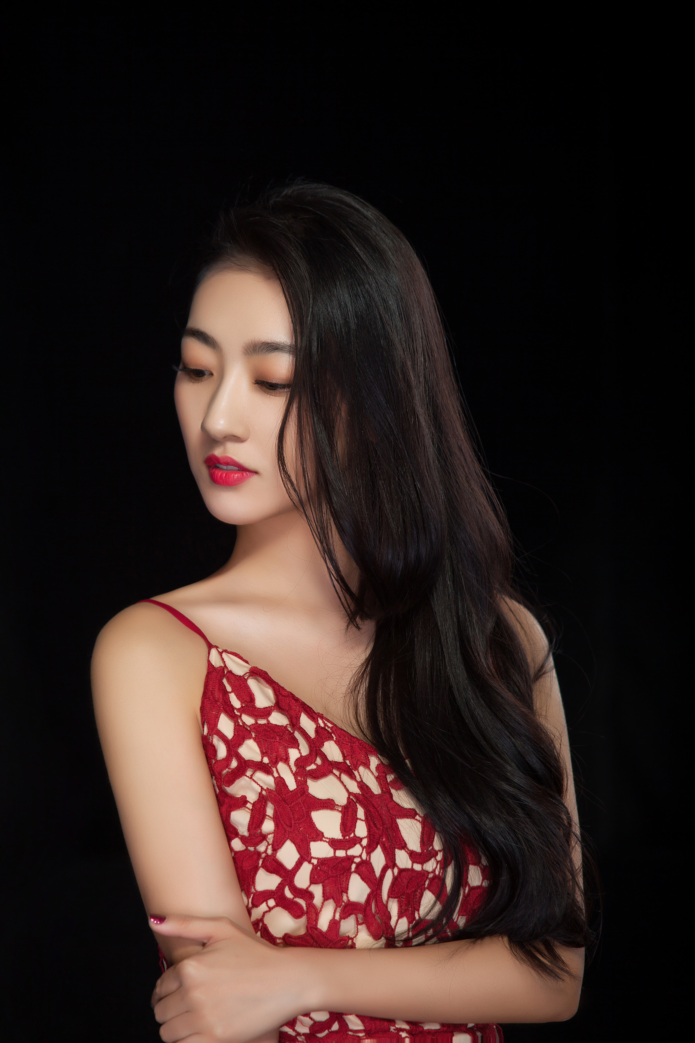  p>薛芊芊,1993年6月16日出生于北京市,毕业于中国传媒大学南广学院