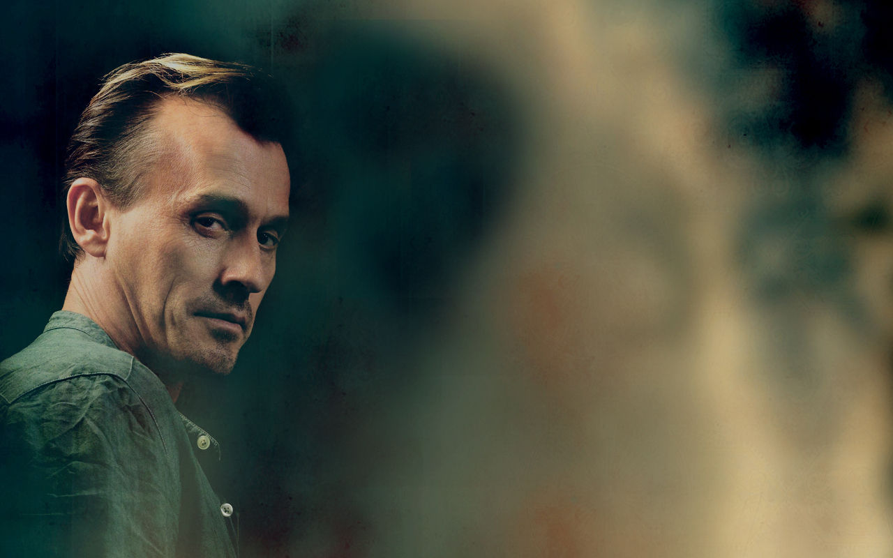  p>罗伯特·克耐普( i>robert knepper /i>),1959年7月8日生于俄亥俄