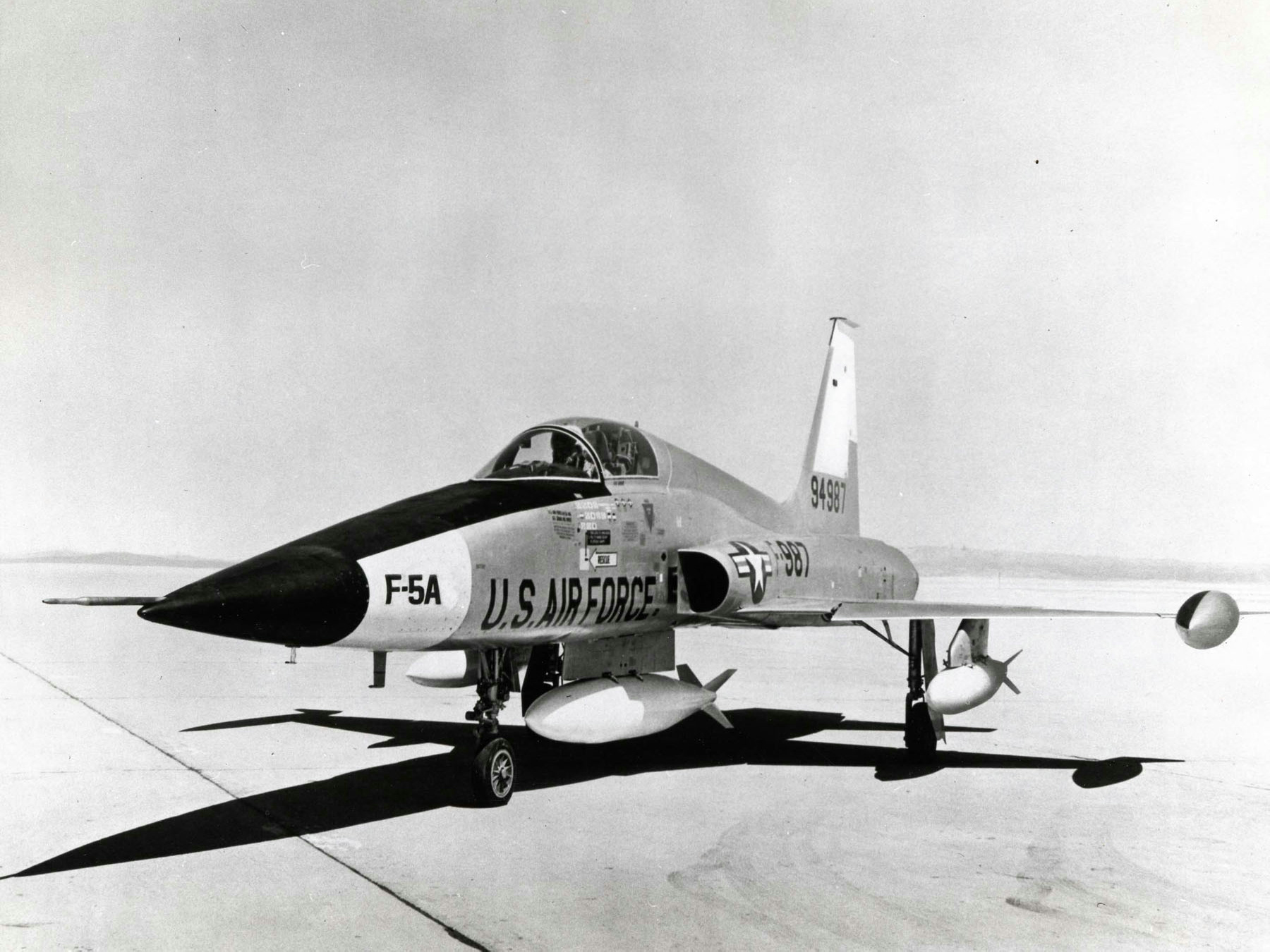  p>f-5战斗机(英语:f-5 fighter,英文绰号:tiger,译文:虎)是20世纪50