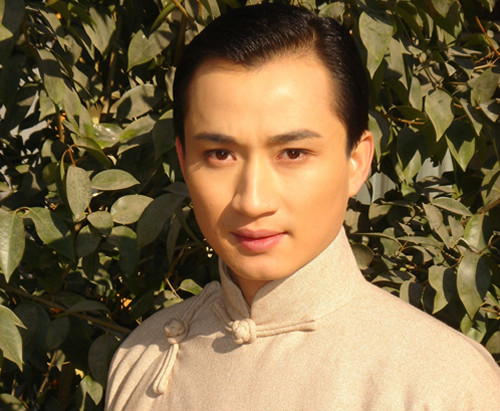  p>《荀慧生》是由中央电视台影视部,河北电视台,河北颐新文化艺术