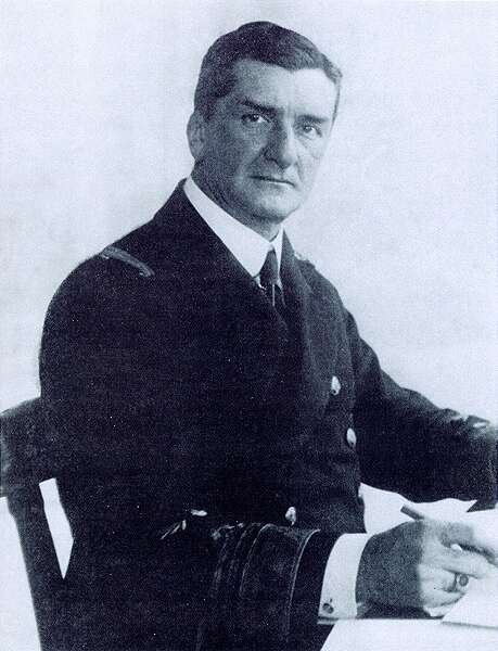 米克洛什霍尔蒂