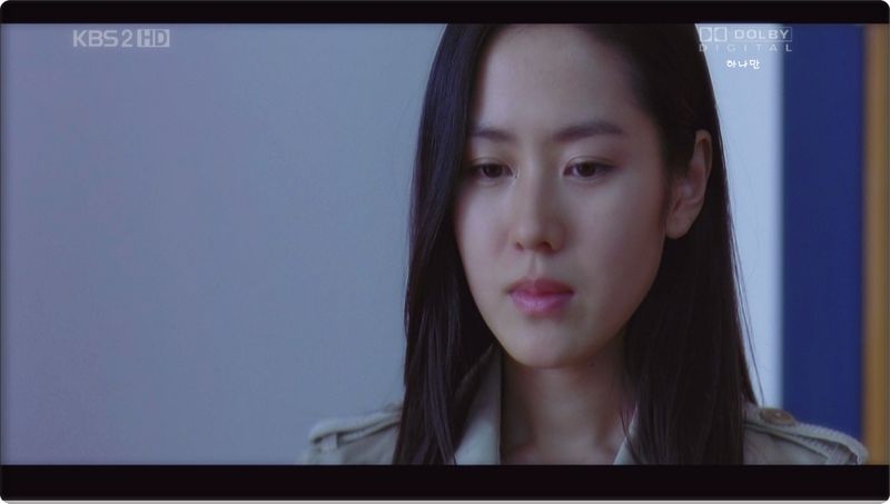 son ye jin),1982年1月11日出生于韩庆尚北道大邱市,韩国女演员