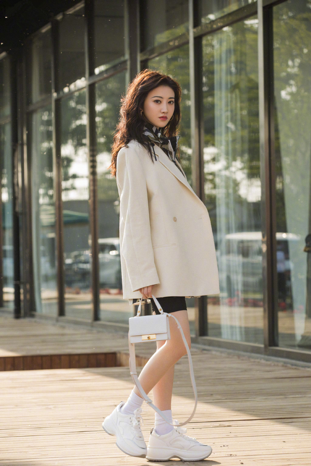  p>景甜(jing tian),1988年7月21日出生于陕西省西安市,华语影视女