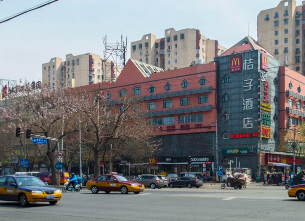 天客隆商务大厦