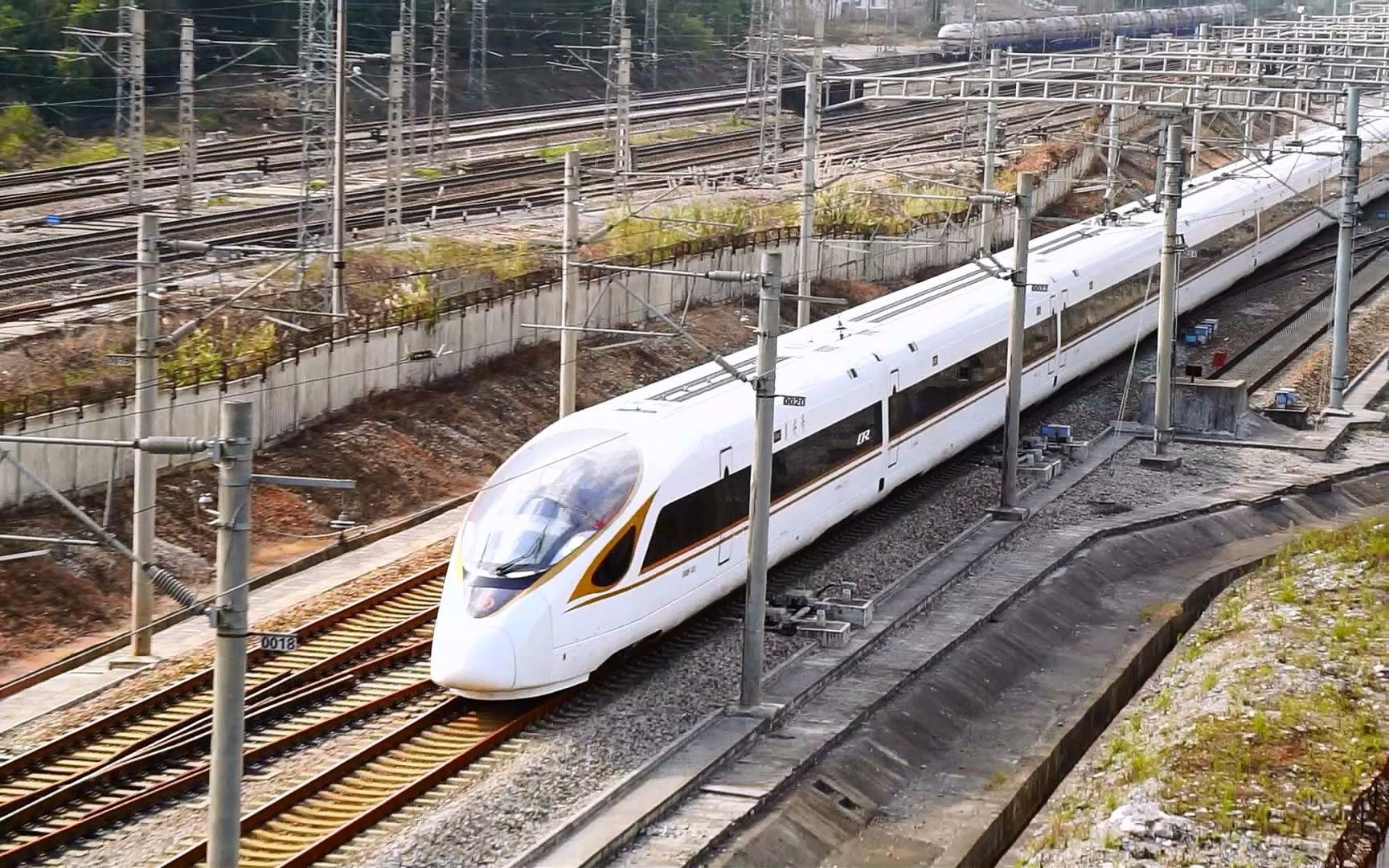 中国行程漫长的列车 中国国内行程最长的列车