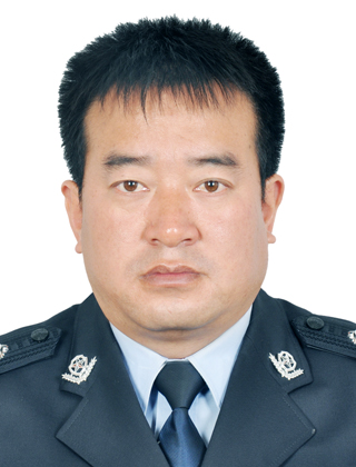  p>梅华平,现任贵州省六盘水市六枝特区人民政府副区