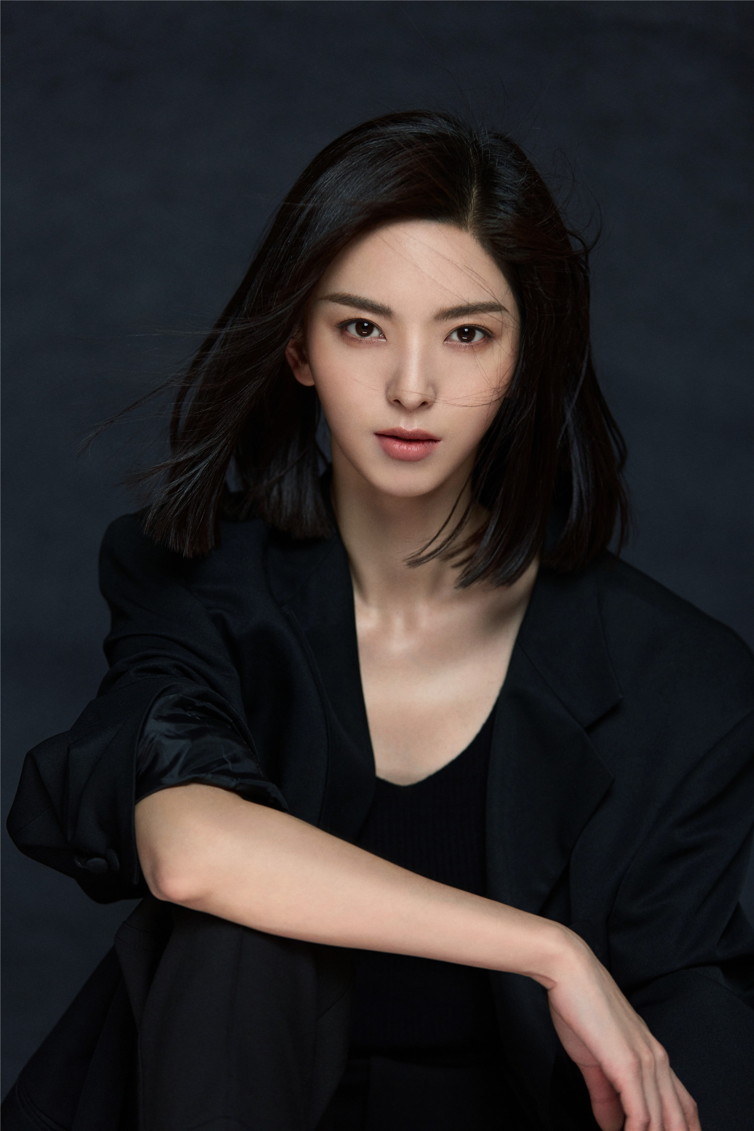  p>陈菲(原名陈一榕),1990年9月26日出生于上海市,中国内地女演员.