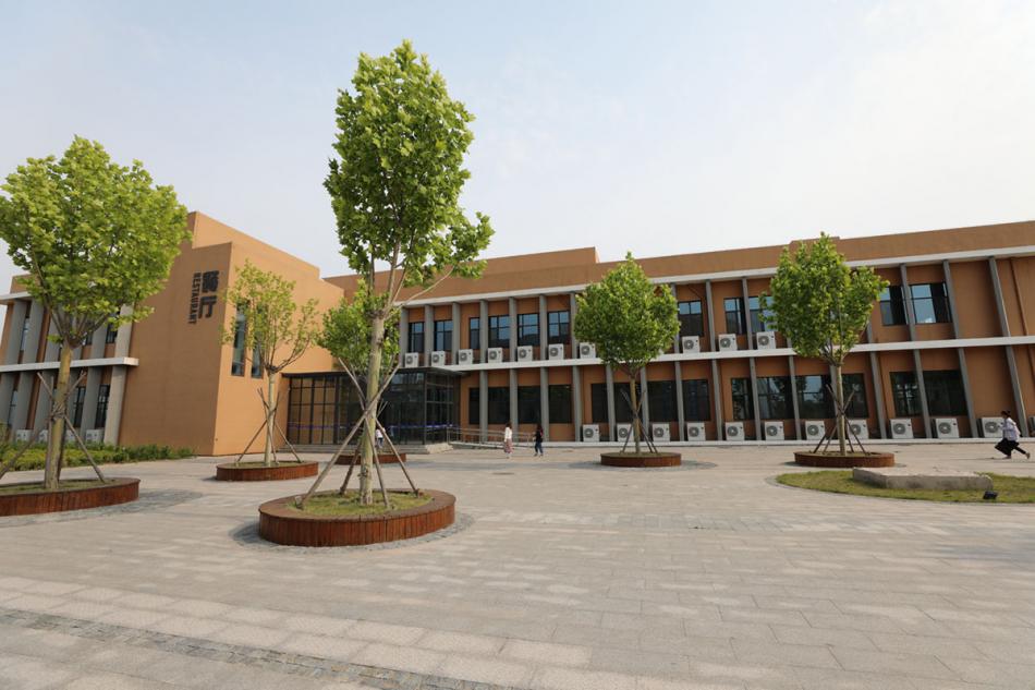 高标准的附属幼儿园据青岛市规划局消息1青岛幼儿师范学校将迁往胶州