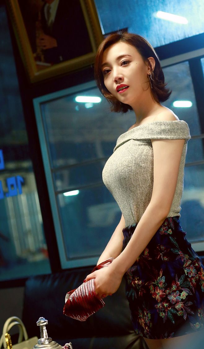  p data-id="gncnlvyoef">高艺晗 i>(曾用名高婷,高艺涵) /i>,出生于 