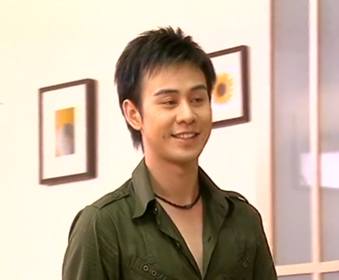 阿甘,泰国电视剧《 a target="_blank" href="/item/玻钻之争/233527"