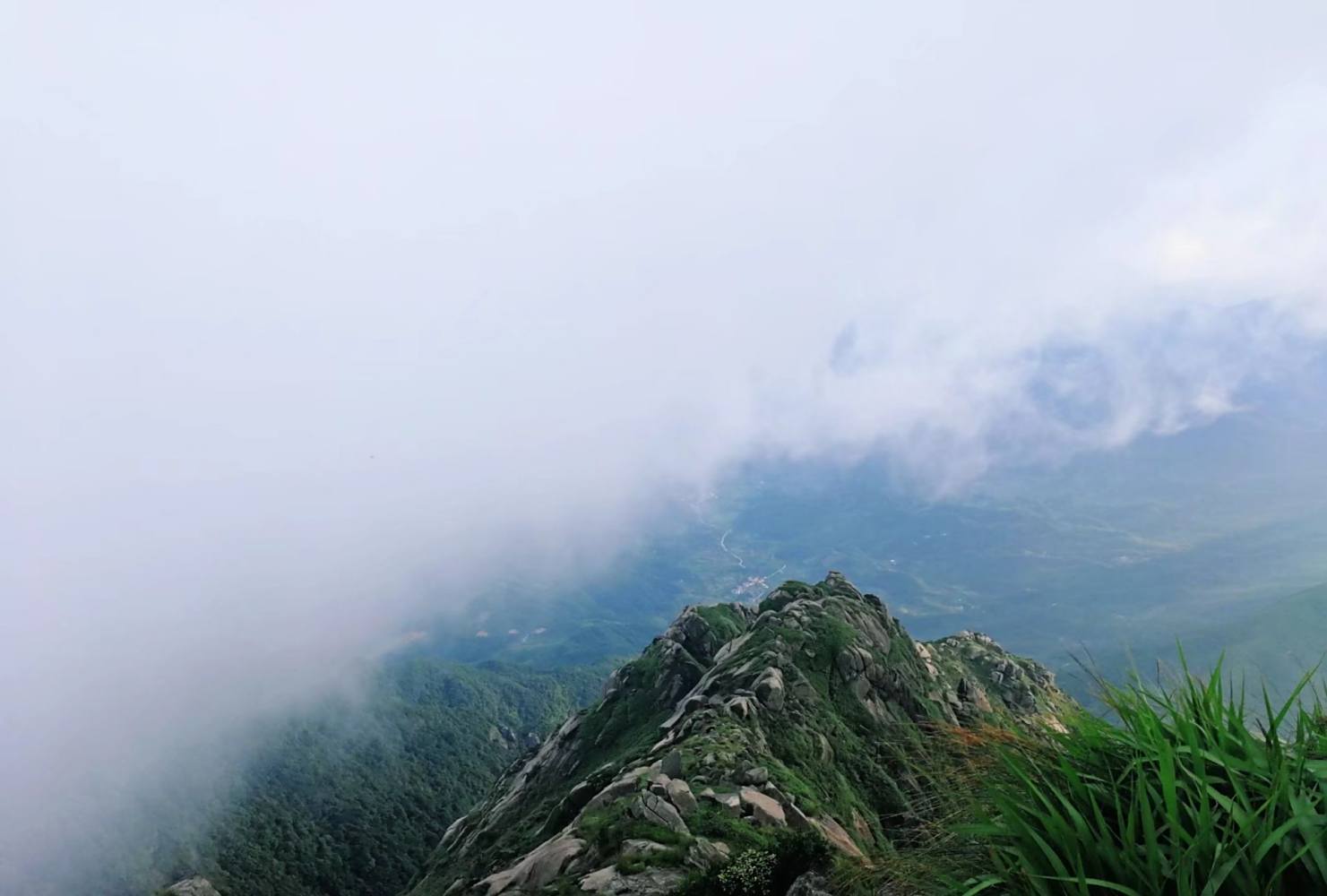 抚州市最高峰军峰山