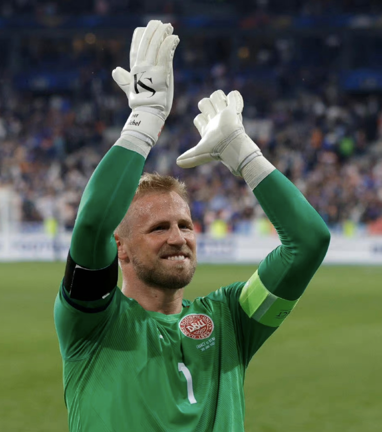  p>卡斯帕·舒梅切尔(kasper schmeichel),1986年11月5日出生于 a