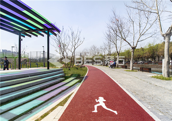 公司是彩色 a target="_blank" href="/item/生态透水混凝土/3398524"