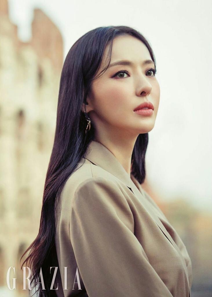 lee da-hee),1985年3月15日出生于韩国京畿道龙仁市,韩国女演员