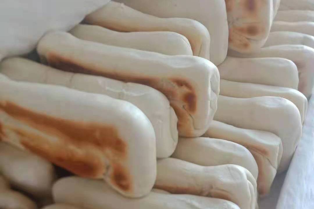 颍阳牛舌头锅盔