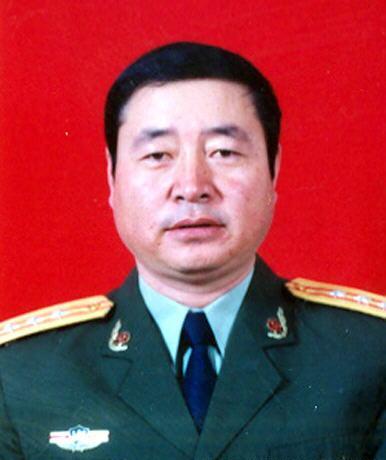  p data-id="gnb5oppnhd">王跃新,男, a targe