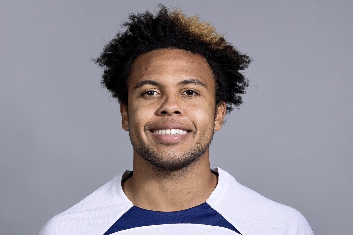 韦斯顿·麦肯尼