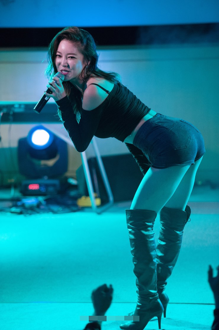  p data-id="gnrys791qv">金允智,艺名为ns允智 i>(ns yoon-g) /i>