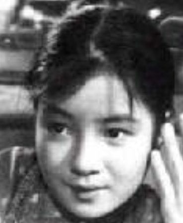  p>宁和,女,1945年9月1日生于重庆,电影演员.