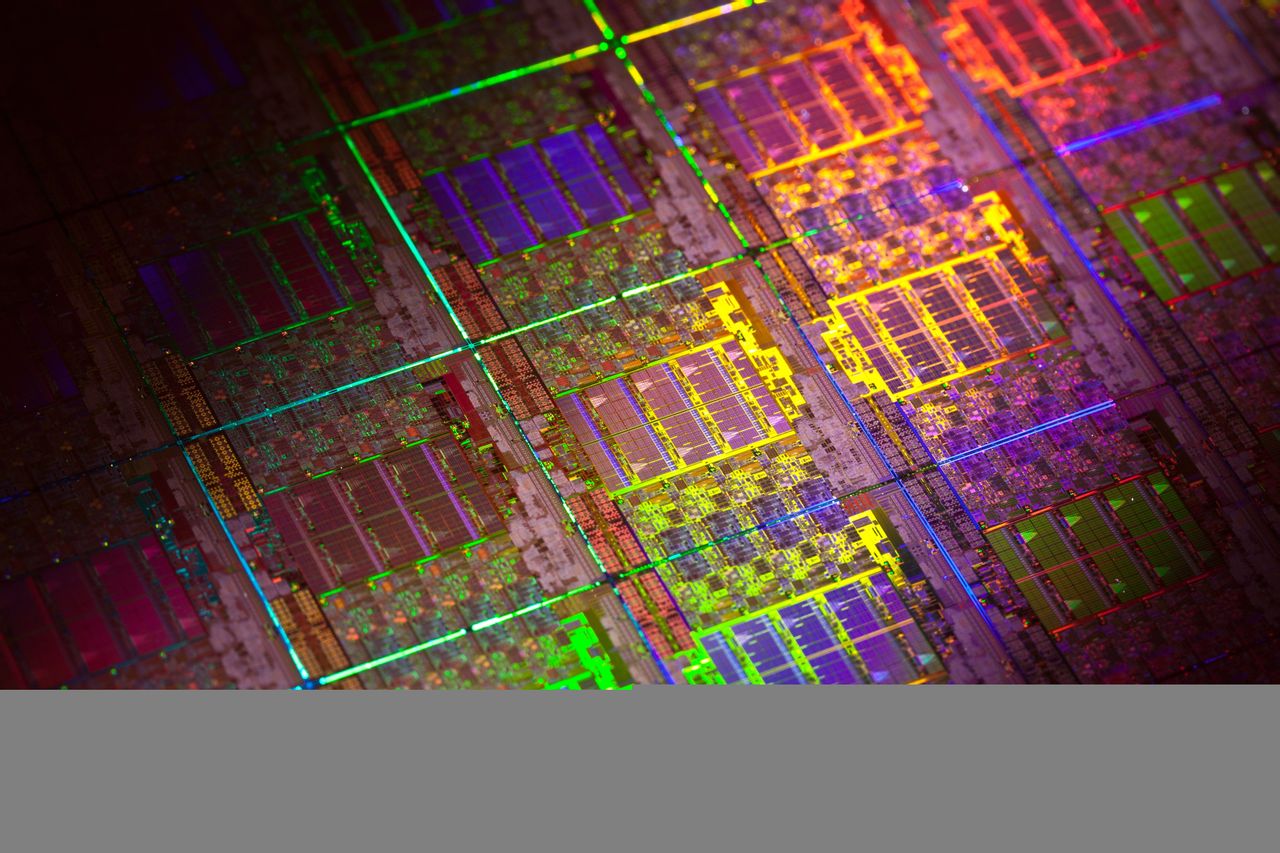 核心(core)又称为内核,是 a target="_blank" href="/item/cpu/120556