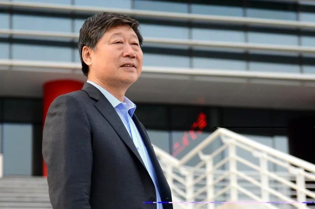 “海尔”张瑞敏：从负债百万到征服欧美，真正的狠人敢于向死而生_百科TA说