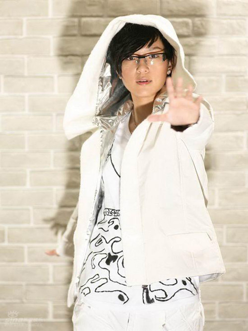 52vw331">《wow》是 a target="_blank" href="/item/周笔畅/129239"