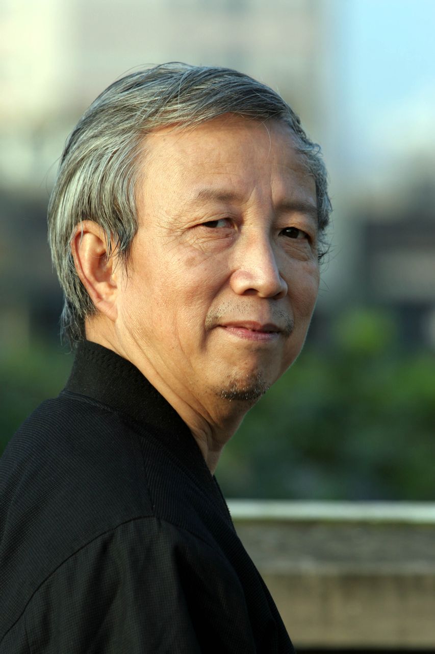 罗中皓