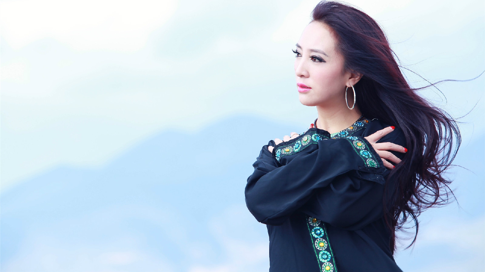  p data-id="gnwkp1j659">阿斯根,女,中国藏族,歌手,2014年受邀担任 a