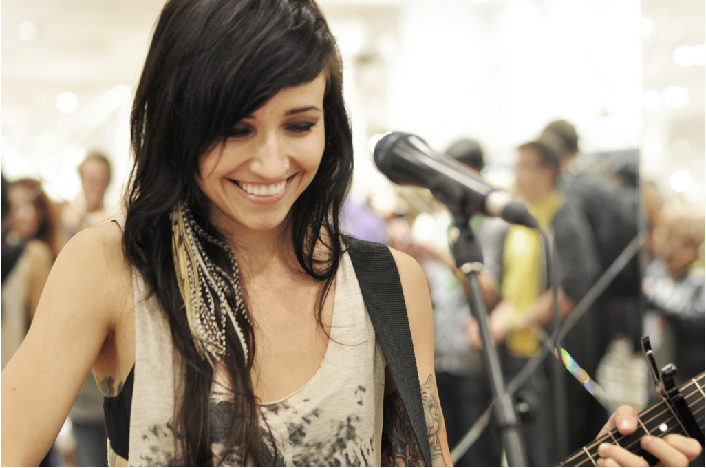 target="_blank" href="/item/多伦多">多伦多 /a>,加拿大流行歌手兼