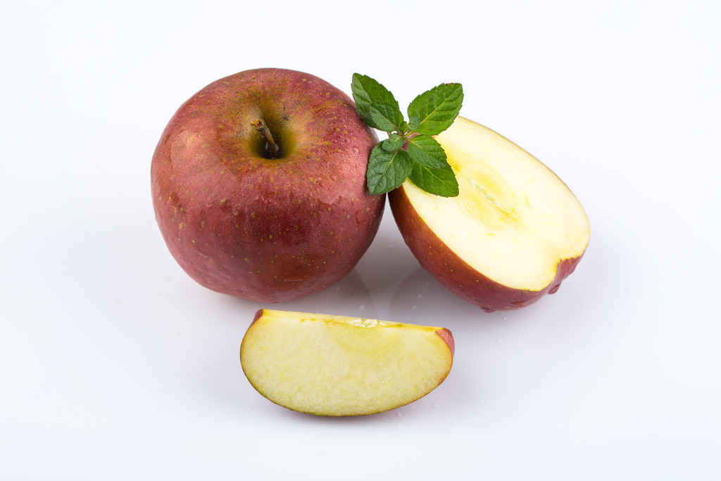  p>苹果是 a target="_blank" href="/item/蔷薇科">蔷薇科 /a> a