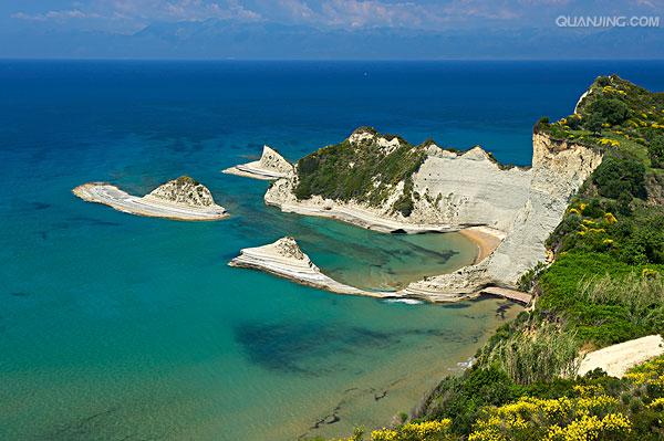  p>爱奥尼亚群岛,ionian islands, 现代希腊语作ionioi nisoi.