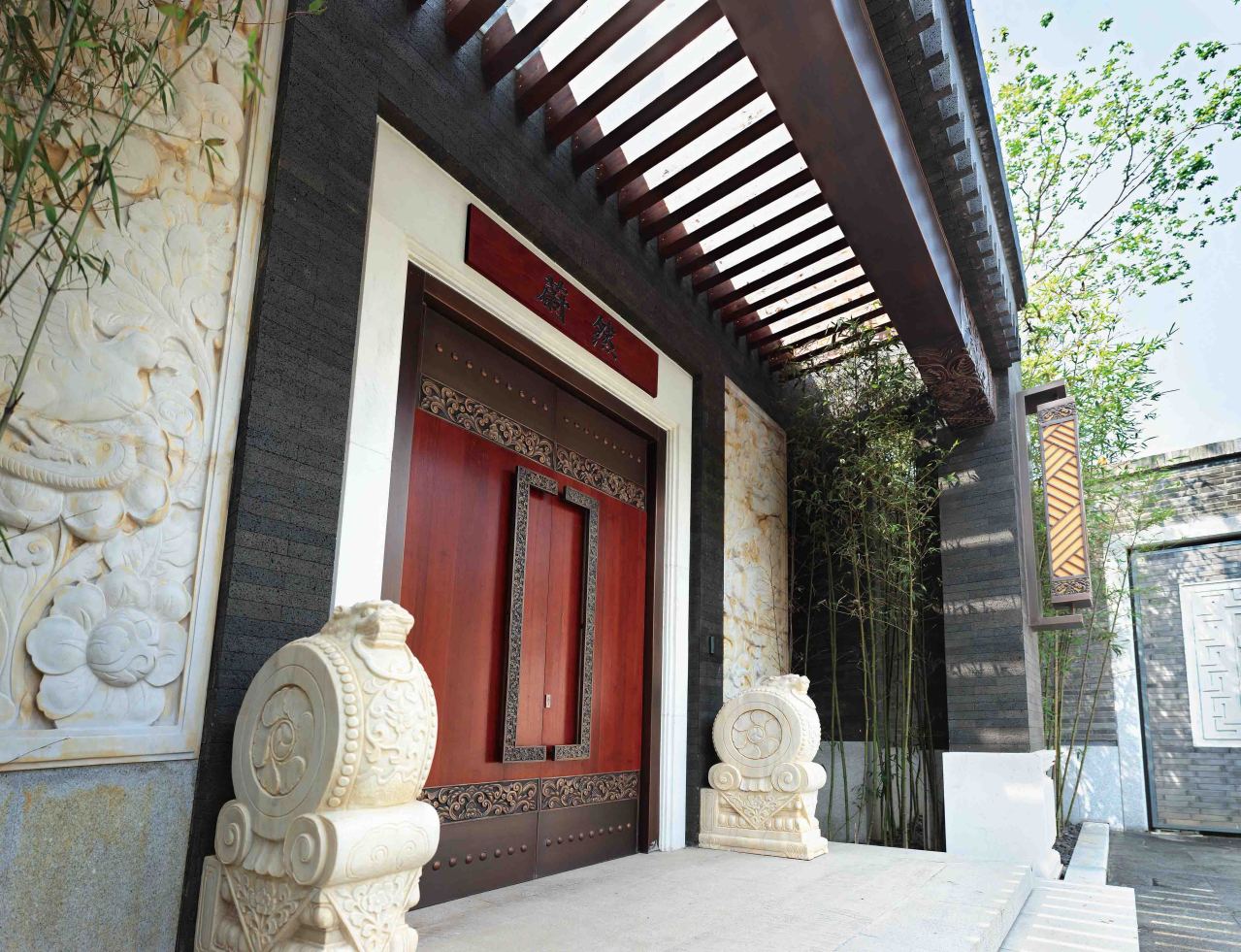  p>"运河岸上的院子"位于长安街东起点,坐落京杭大运河河畔,北京通燕