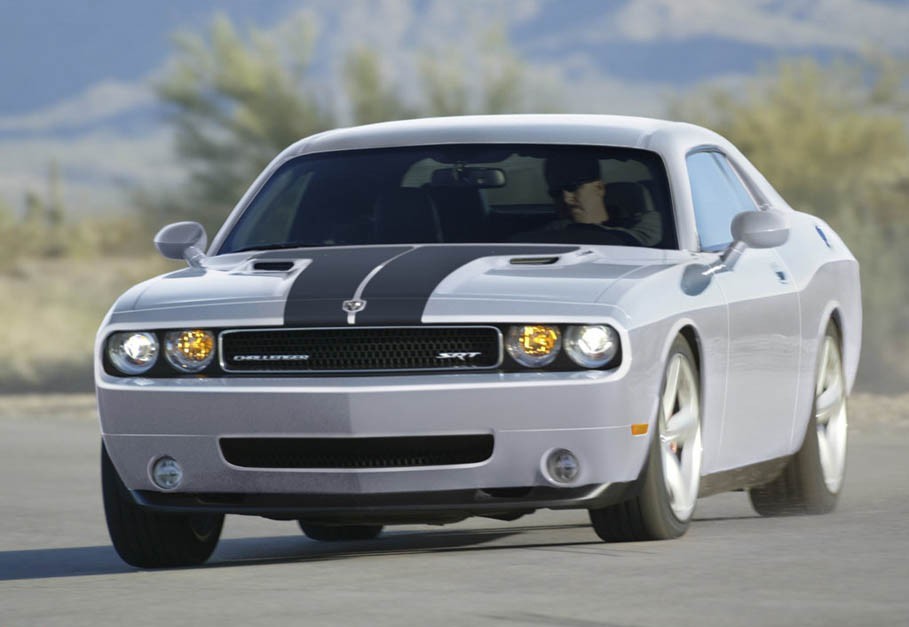 肌肉车类型(本来推出了普利茅斯鲶鱼,但考虑到品牌的知名度才推出了