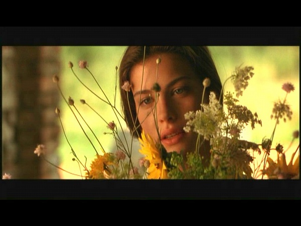  p>《偷香》是一部由意大利导演 a href="#" data-lemmaid="3166553">