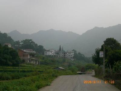 target="_blank" href="/item/同山镇/7604249" data-lemmaid="