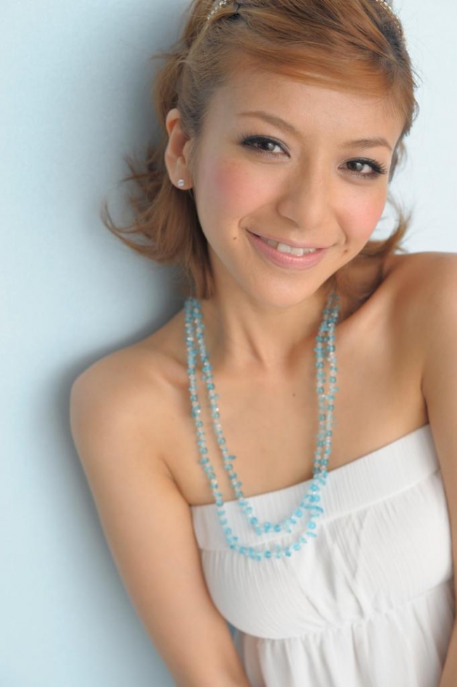 参月(mitsuki oishi),1988年3月22日出生于静冈县滨松市中区,日本模特