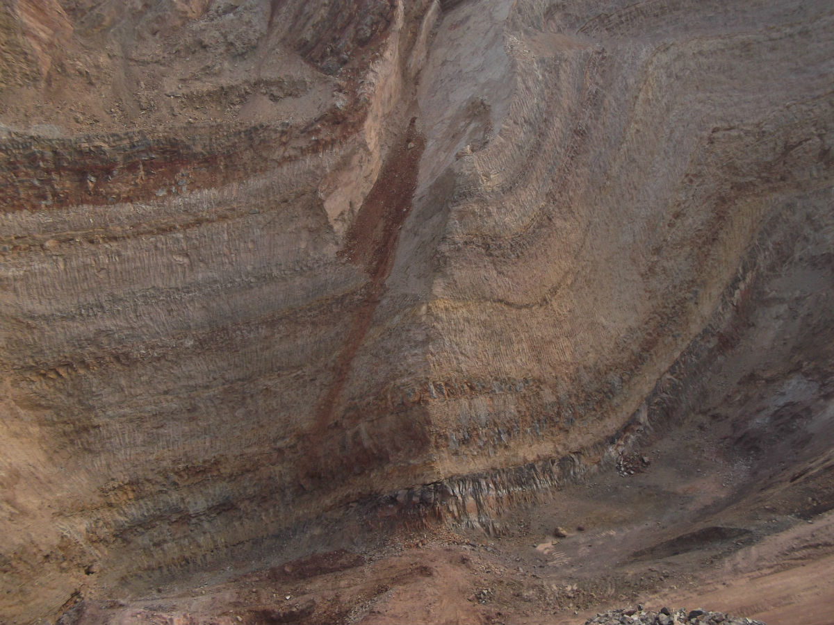  p>华北区晚石炭岩石地层单位.