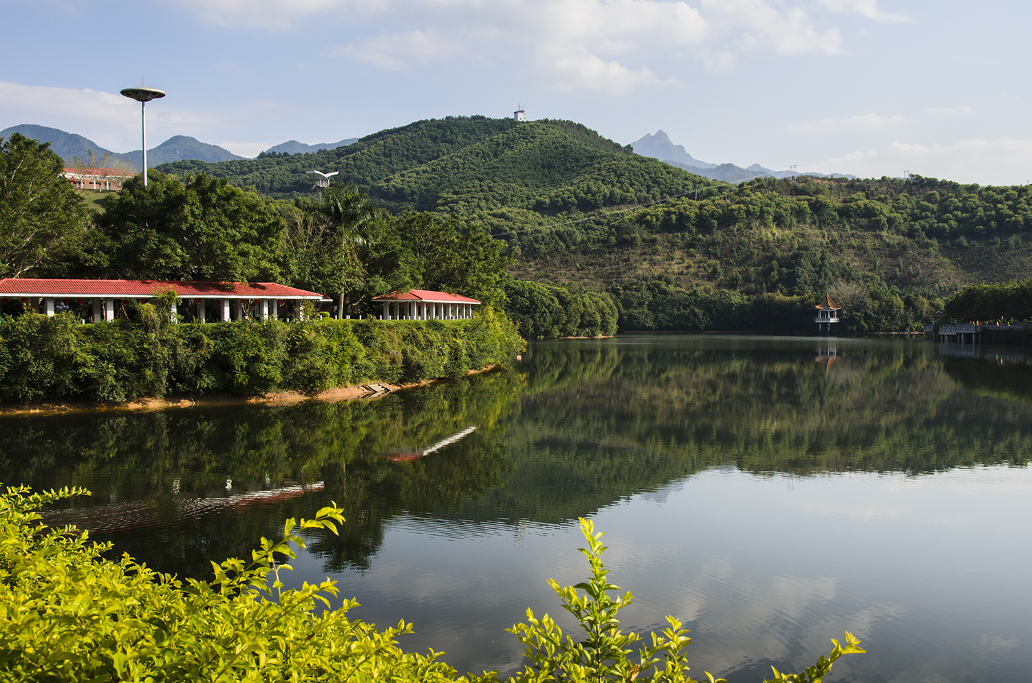  p> a target="_blank" href="/item/雁鸣湖旅游度假村">雁鸣湖旅游