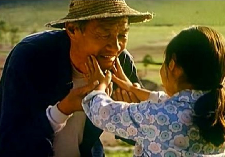 《暖春》是由 a target="_blank" href="/item/山西电影制片厂