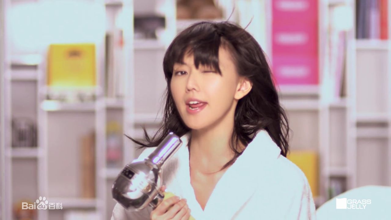  p>孙燕姿(stefanie sun),1978年7月23日出生于新加坡,祖籍中国广东省