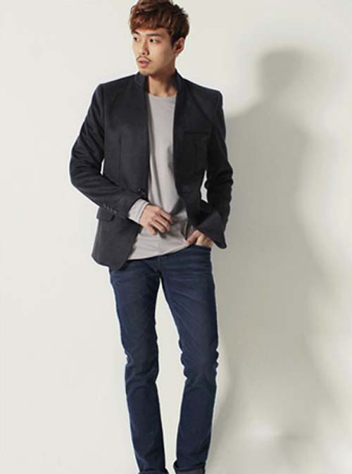  p>商务休闲装:以商务,时尚气息为主设计出来的服装,职业而又偏带休闲