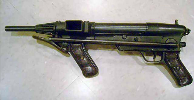澳司登mki式9mm冲锋枪