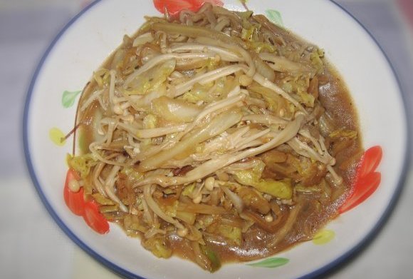 白菜心炒金针茹
